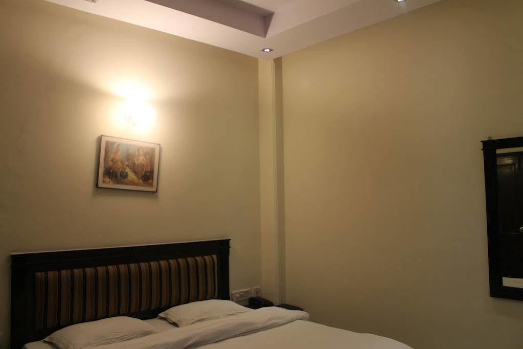 Fabhotel India International Near New Delhi Railway Station Exterior photo